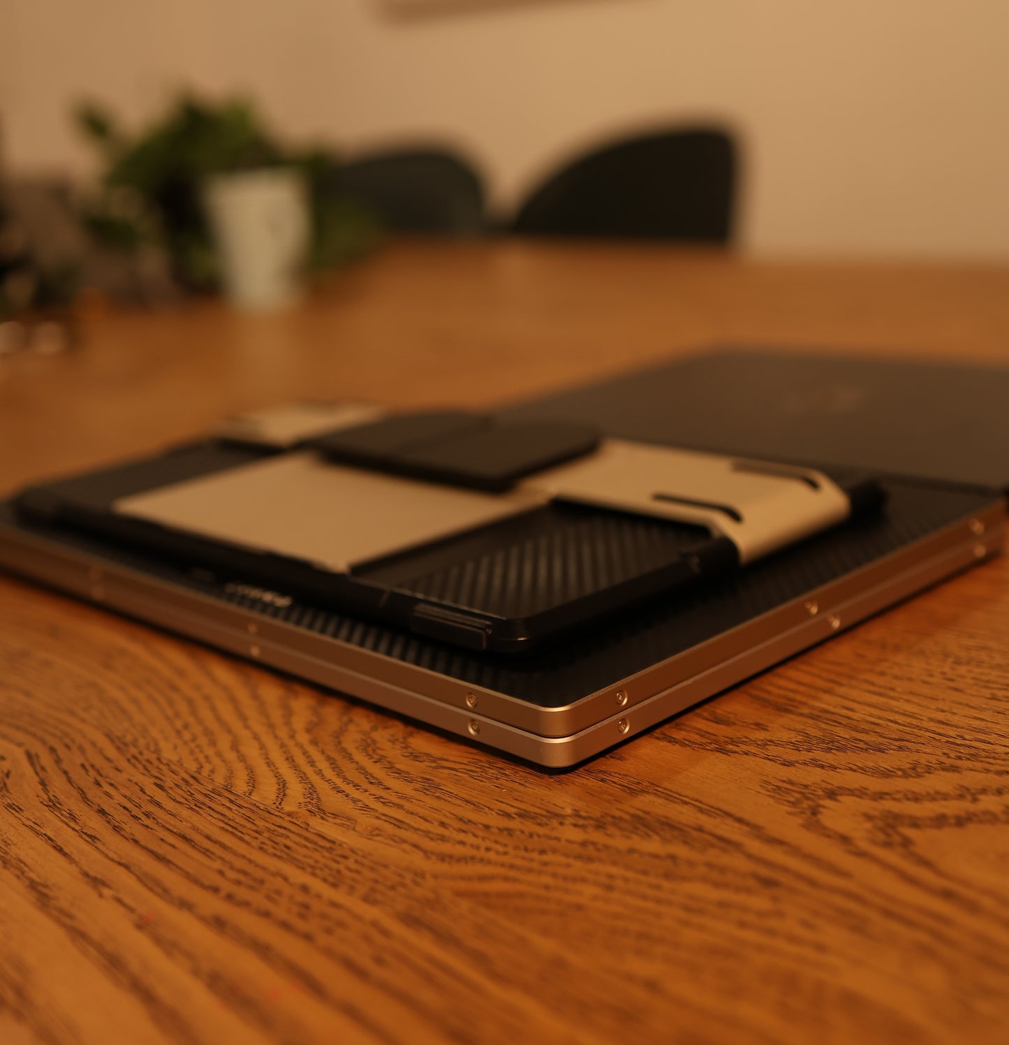 Tri-Screen S6